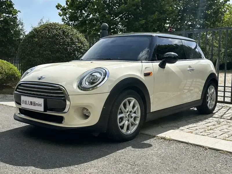 2014 Mini Electric MINI COOPER с пробегом 80 000 км