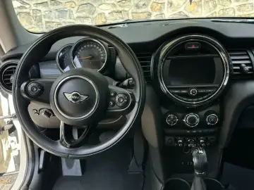 2014 Mini Electric MINI COOPER с пробегом 80 000 км