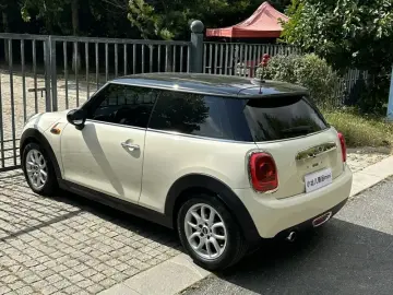 2014 Mini Electric MINI COOPER с пробегом 80 000 км