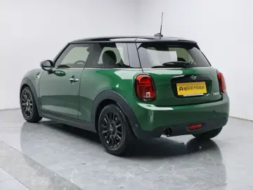 2021 Mini MINI с пробегом 87 500 км