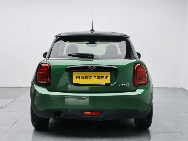 2021 Mini MINI с пробегом 87 500 км
