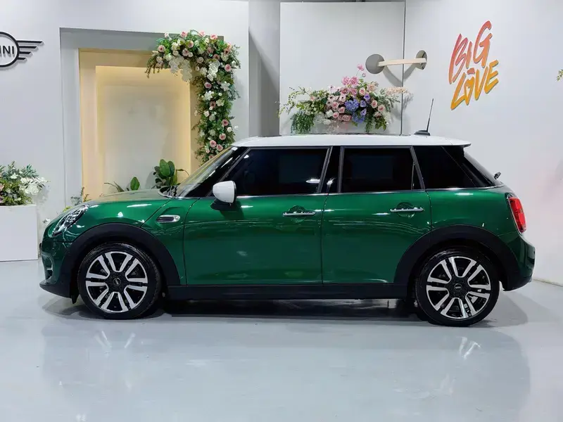 2021 Mini Electric MINI COOPER с пробегом 16 200 км