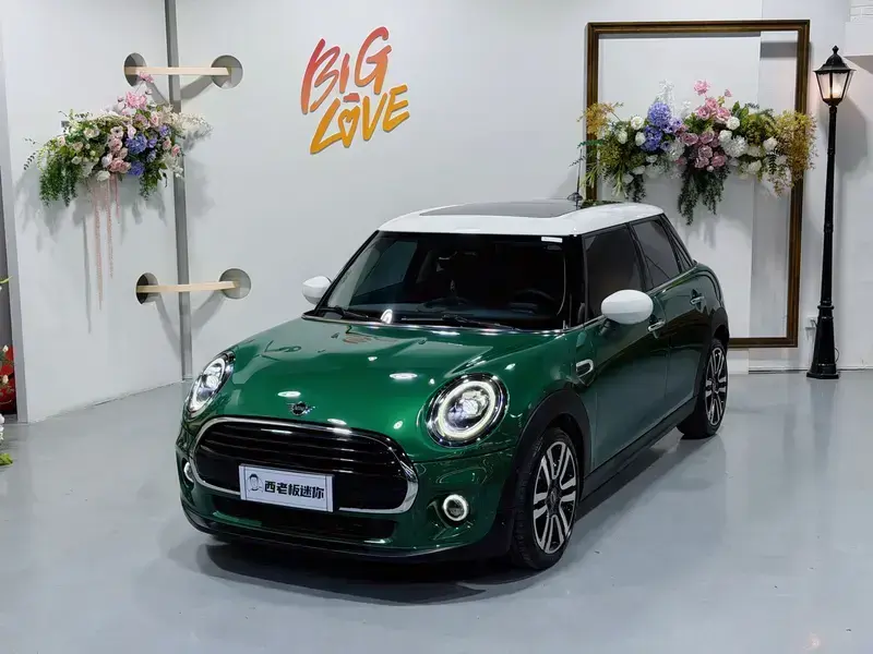 2021 Mini MINI с пробегом 16 200 км