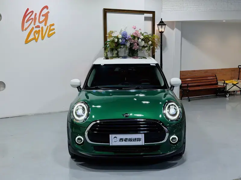 2021 Mini MINI с пробегом 16 200 км
