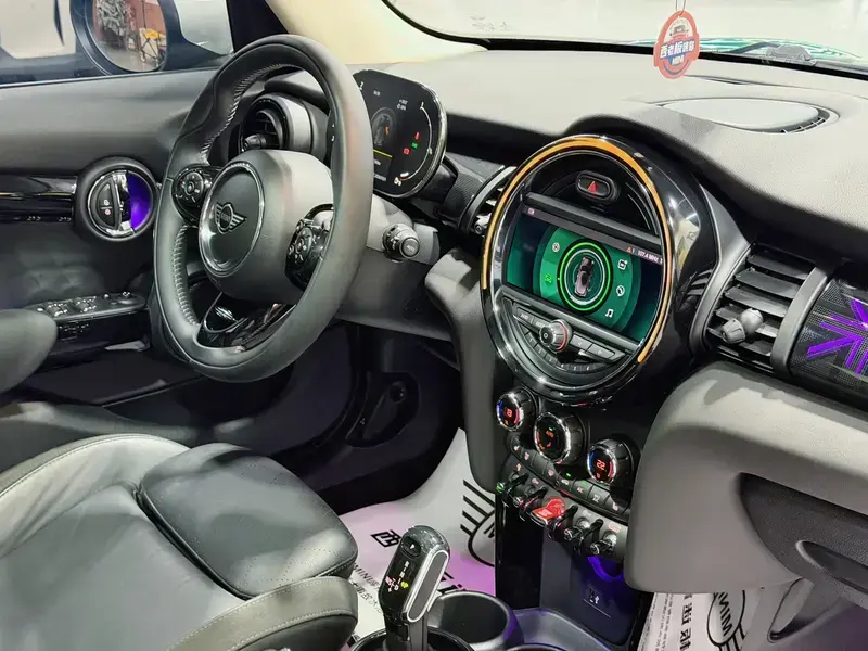 2021 Mini MINI с пробегом 16 200 км