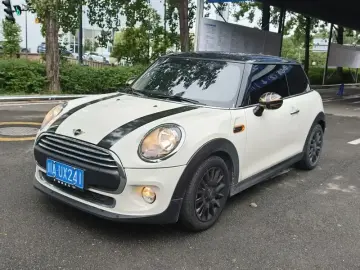 2018 Mini MINI с пробегом 82 900 км