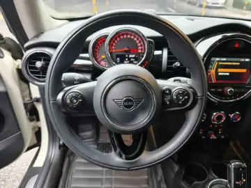 2018 Mini Electric MINI COOPER с пробегом 82 900 км