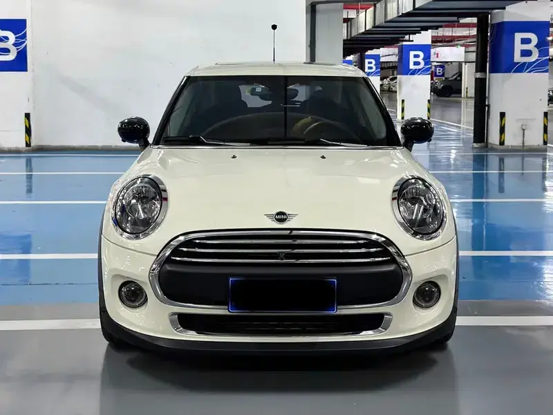 2019 Mini Electric MINI COOPER с пробегом 51 000 км