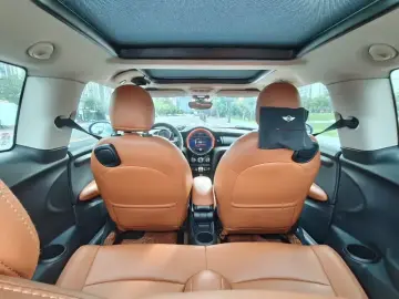 2016 Mini MINI с пробегом 118 000 км