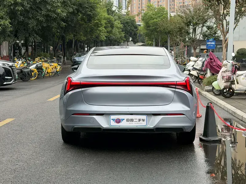 2022 Hozon Nezha S с пробегом 54 000 км