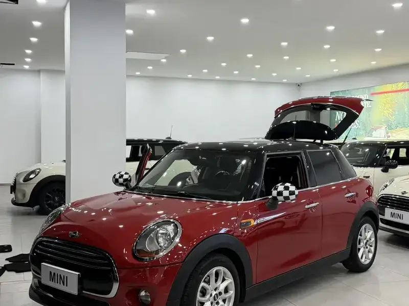 2016 Mini New Energy (Imported) с пробегом 74 000 км