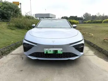 2022 Hozon Nezha S с пробегом 20 000 км