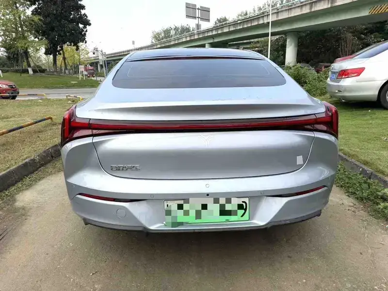 2022 Hozon Nezha S с пробегом 20 000 км