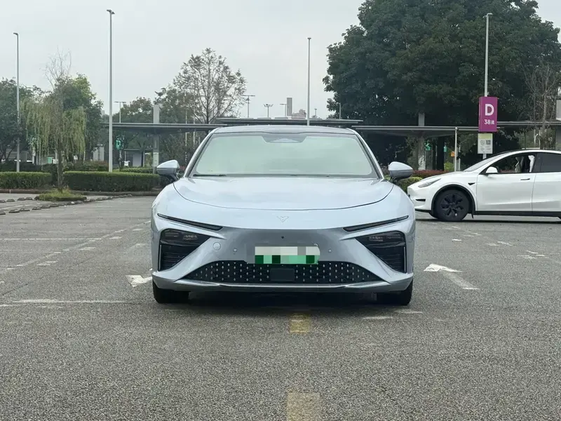 2022 Hozon Nezha S с пробегом 65 000 км