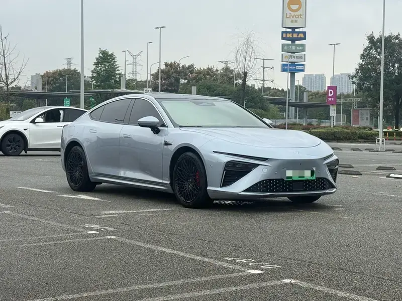 2022 Hozon Nezha S с пробегом 65 000 км