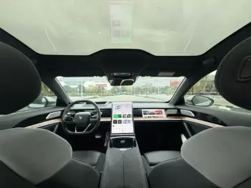 2022 Hozon Nezha S с пробегом 65 000 км