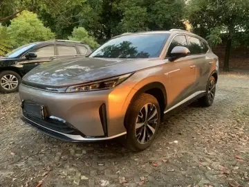 2024 Roewe D5X DMH с пробегом 21 000 км