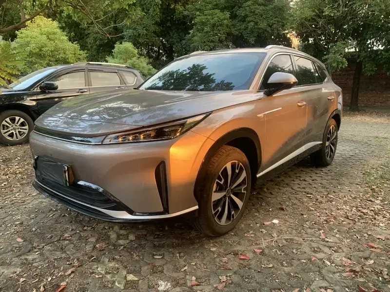 2024 Roewe D5X DMH с пробегом 21 000 км