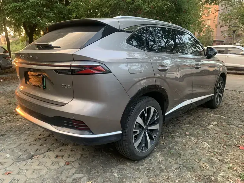 2024 Roewe D5X DMH с пробегом 21 000 км