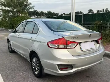 2015 Suzuki Alivio с пробегом 100 000 км