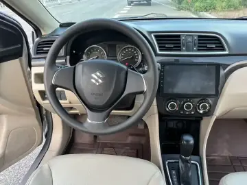 2015 Suzuki Alivio с пробегом 100 000 км