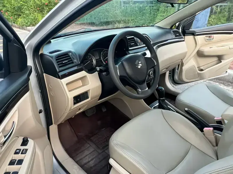 2015 Suzuki Alivio с пробегом 100 000 км