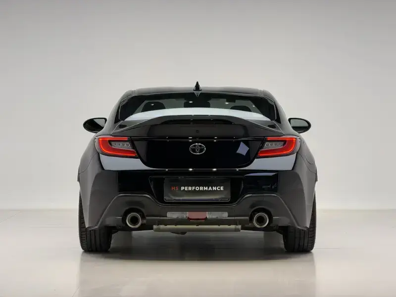 2022 Toyota 86 с пробегом 8 600 км