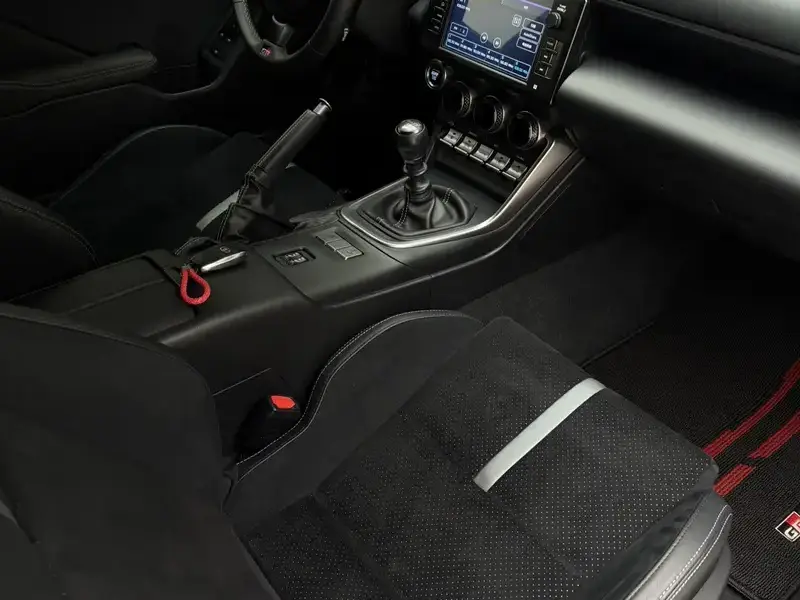 2022 Toyota 86 с пробегом 8 600 км