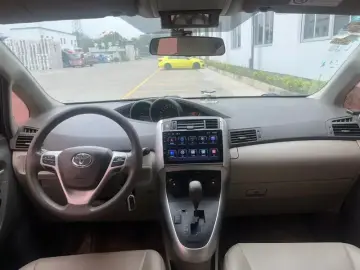 2011 Toyota E'Z с пробегом 91 000 км