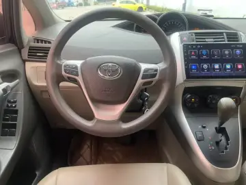 2011 Toyota E'Z с пробегом 91 000 км