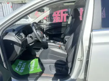 2020 Roewe Ei5 с пробегом 58 000 км