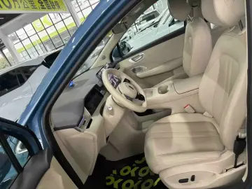 2025 Stelato SUV с пробегом 15 100 км