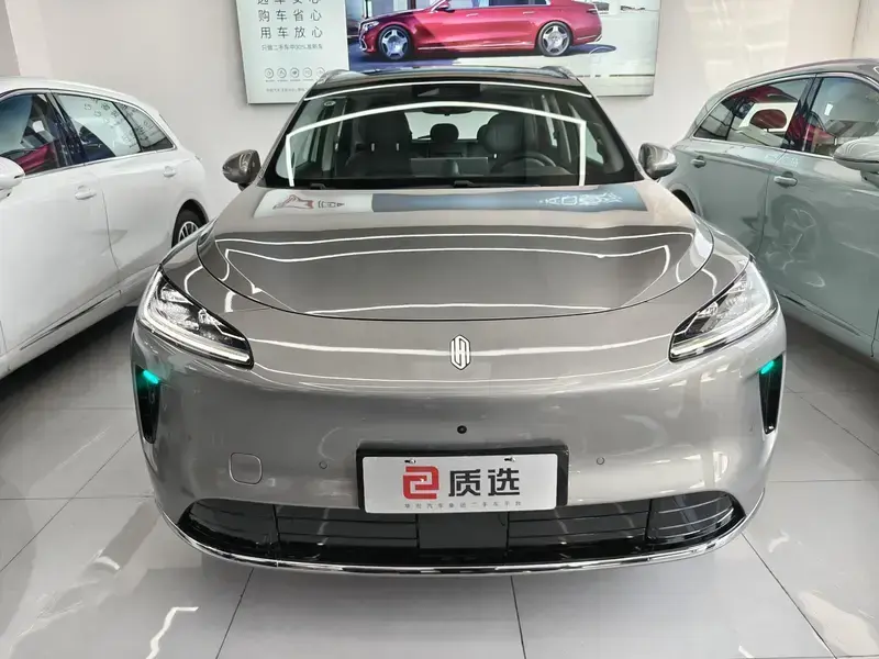 2025 Stelato SUV с пробегом 4 300 км