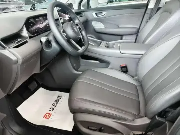 2025 Stelato SUV с пробегом 4 300 км