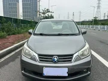 2013 Nissan D50 с пробегом 100 000 км
