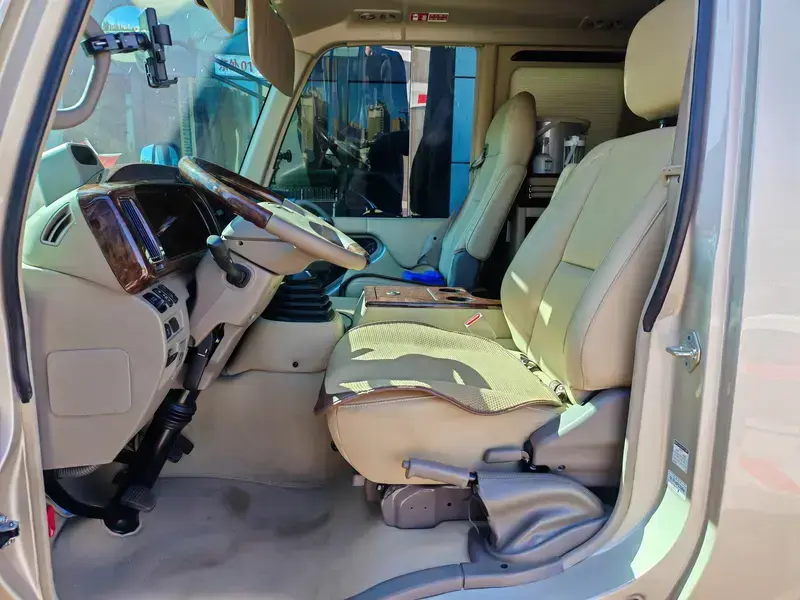 2020 Toyota Coaster с пробегом 17 000 км