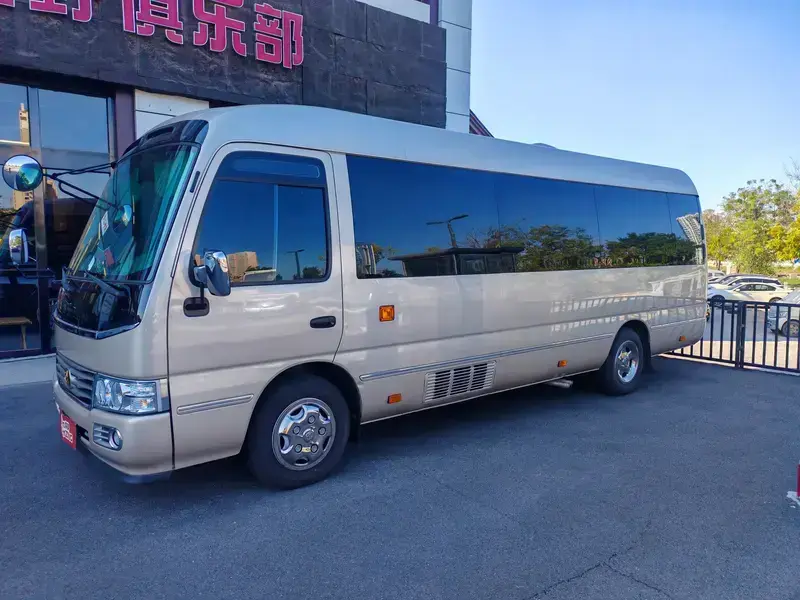 2020 Toyota Coaster с пробегом 17 000 км