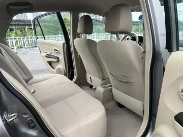 2013 Nissan D50 с пробегом 100 000 км