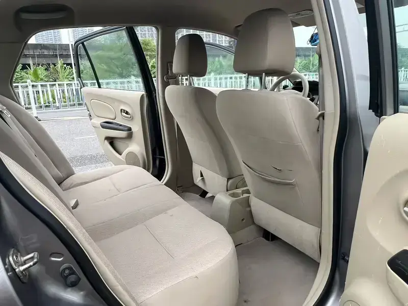 2013 Nissan D50 с пробегом 100 000 км