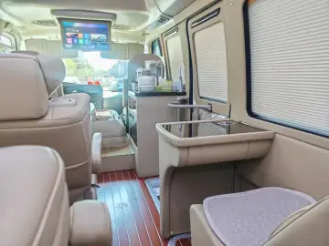 2020 Toyota Coaster с пробегом 17 000 км