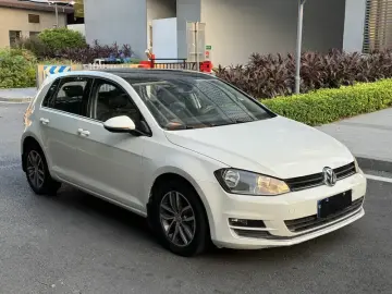 2016 Volkswagen Golf Electric с пробегом 70 000 км