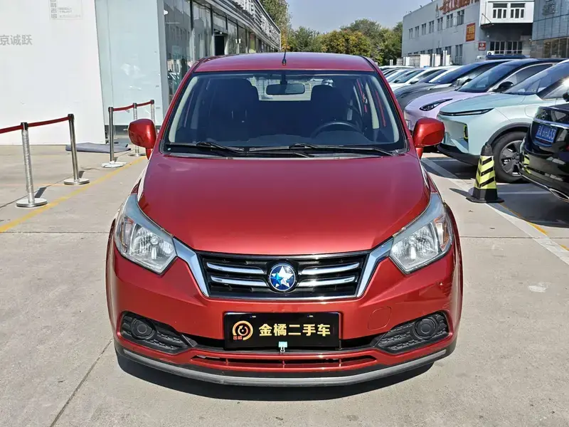 2015 Nissan R50 с пробегом 75 000 км