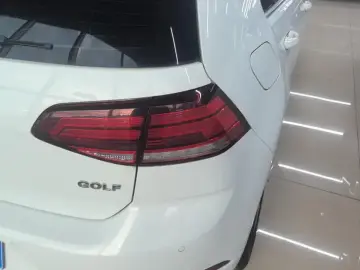 2019 Volkswagen Golf Electric с пробегом 95 000 км
