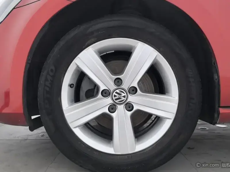 2015 Volkswagen Golf Electric с пробегом 60 100 км