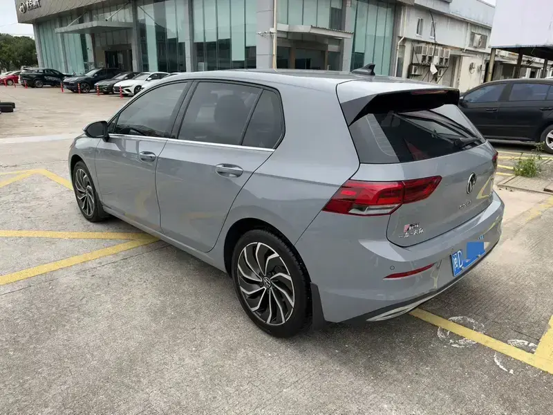2021 Volkswagen Golf Electric с пробегом 40 000 км