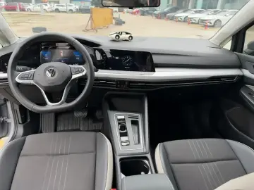 2021 Volkswagen Golf Electric с пробегом 40 000 км