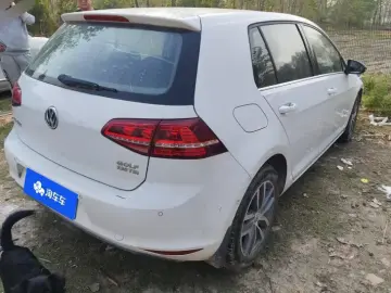 2017 Volkswagen Golf Electric с пробегом 109 000 км