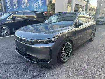 2025 Voyah FE с пробегом 18 000 км
