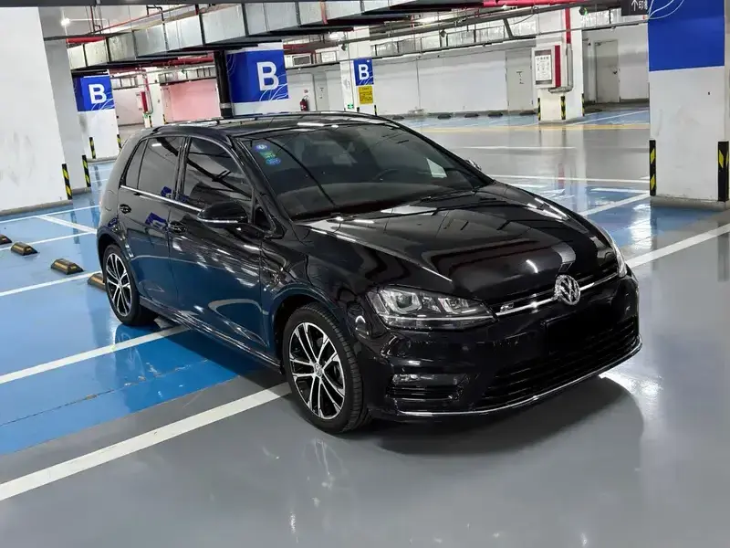 2016 Volkswagen Golf Electric с пробегом 45 000 км