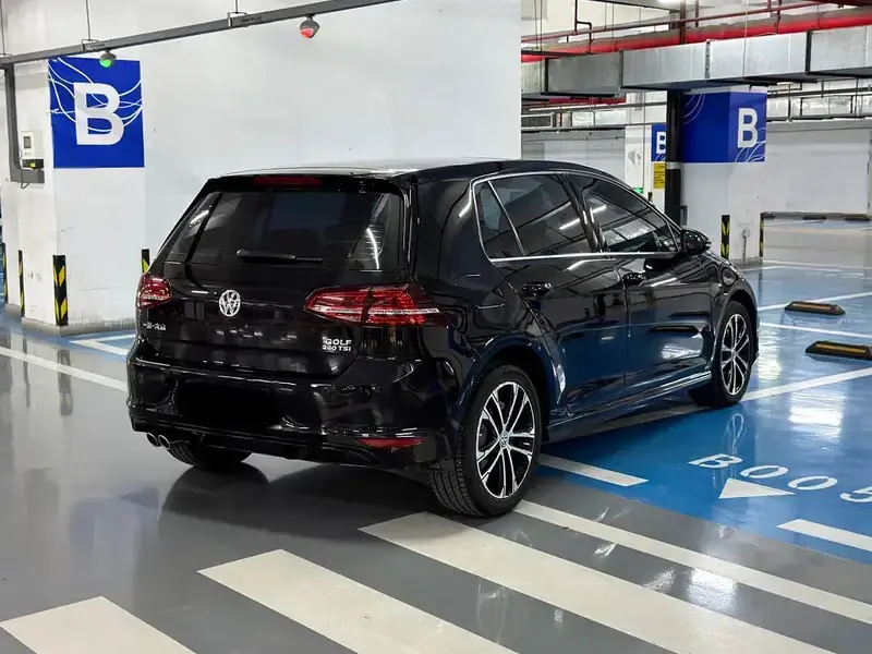 2016 Volkswagen Golf Electric с пробегом 45 000 км